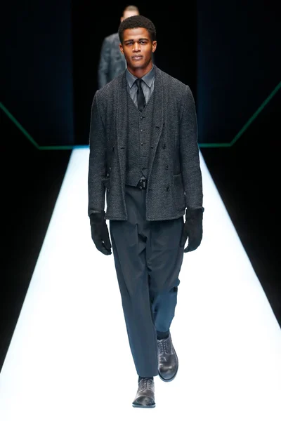 Look 24